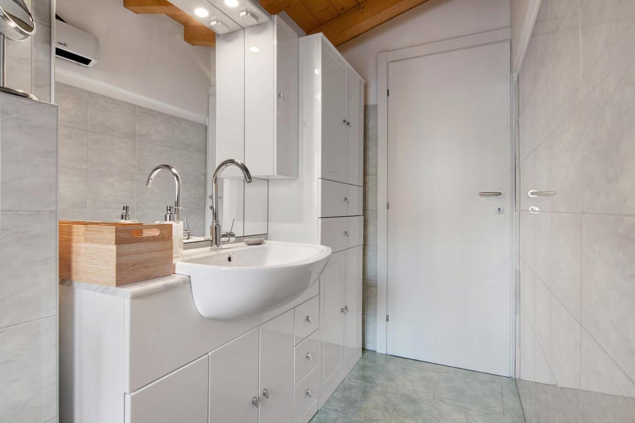 Fogazzaro Lake View Apartment Oria  Esterno foto